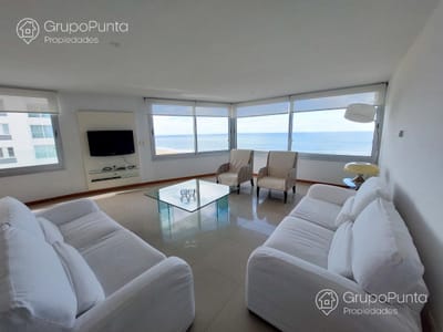Departamento 3 dormitorios -  Frente Al Mar - Edificio Tiburón 3 - Playa Brava - Punta del Este