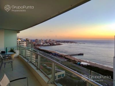 Edificio Season Tower - departamento 3 dormitorios - vista al mar - Playa Mansa - Punta del Este