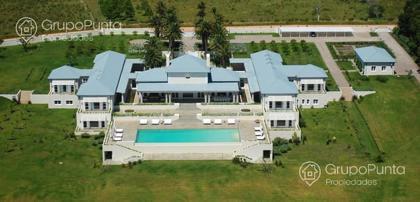 Espectacular Chacra Maritima en Punta del Este, La Barra 8 dormitorios