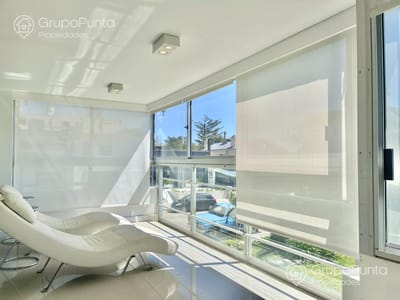 Venta departamento 3 dormitorios  mas  dependencia  en Villa D Este - Península  -Punta del Este