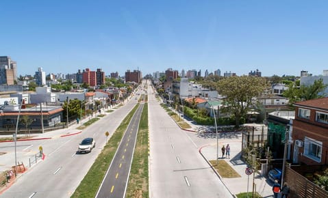 Venta De Apartamento, 2 Dormitorios y Terraza. La Blanqueada