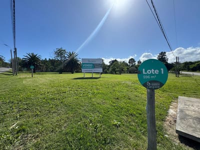 Terreno en colonia en venta en esquina de 596 m2