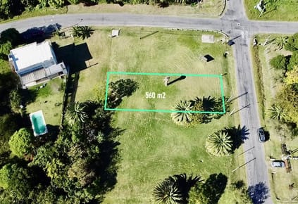 Terreno en venta a metros de Rambla Costanera de 560 m2