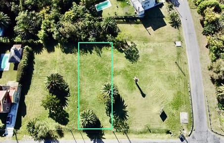 Terreno en venta de 560 m2 a metros de rambla costanera