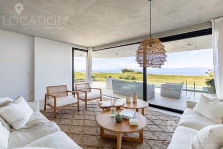 Apartamento con piscina propia en venta - LAP6204388
