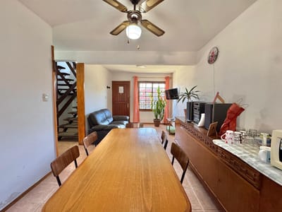 Venta de vivienda de 3 dormitorios y patio en Colonia