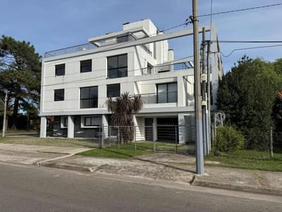 Apartamento 3 dormitorios en Maldonado