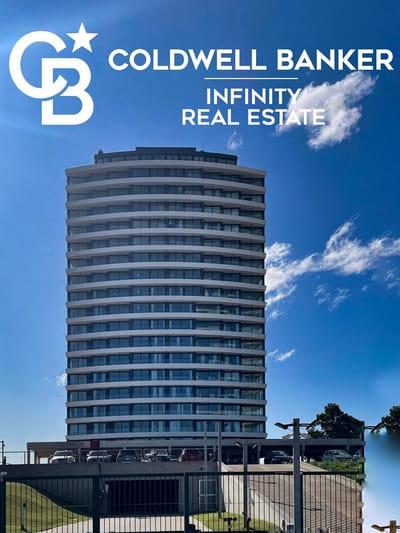 Venta de Apartamento de 3 dormitorios y 2 baños con vista al lago 