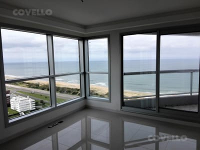 Departamento - Playa Brava