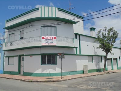 Casa, céntrica, buen estado, amplia