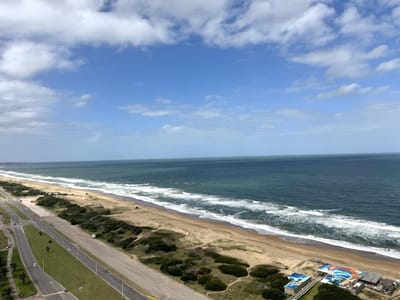 Departamento en venta 3 dormitorios Le Parc 4 Playa Brava vista al mar