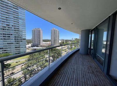 Apartamento en Edificio Tresesenta, Punta del Este