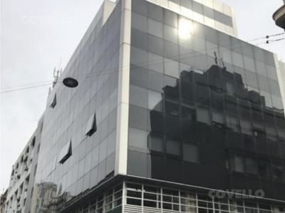 Venta de piso completo y 5 Garajes en Ciudad Vieja