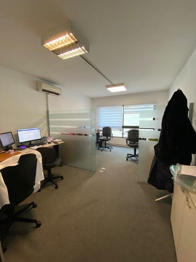 Venta oficina 33 m² con renta en Ciudad Vieja - Rentabilidad anual 9,3%