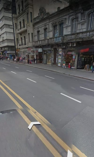 18 de julio y Vazquez, 170 m2 de planta,  4,5 mts de frente !!