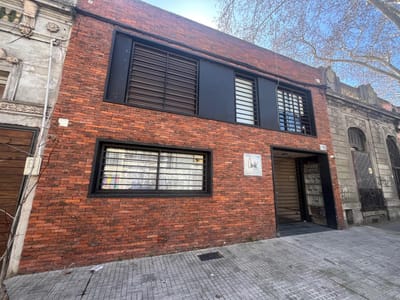 Edificio PH 6 unidades en Tres Cruces con renta