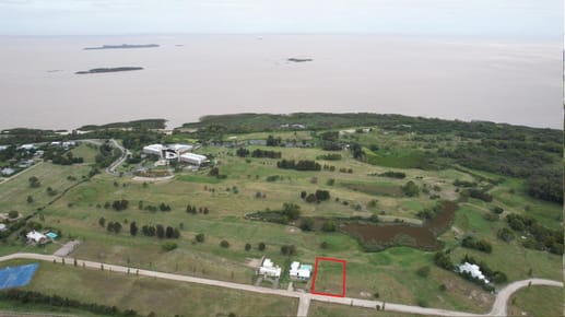 Terreno en Barrio Cerrado - Colonia