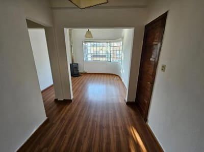 Venta apartamento de 3 dormitorios, 2 baños y patio con parrillero en Tres Cruces