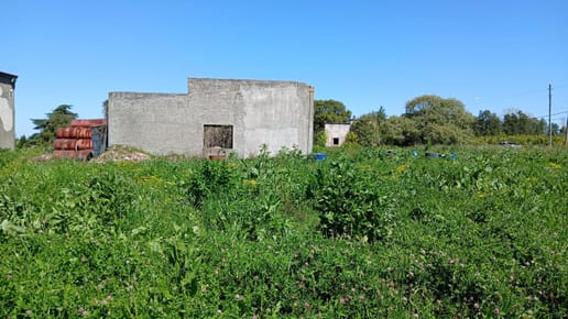 Venta de Terreno y Galpón de 1400m²
