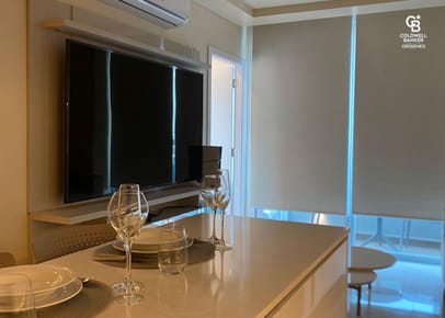 En venta departamento amoblado de 2 habitaciones en el Barrio Ykua Sati Edificio Eminent torre II