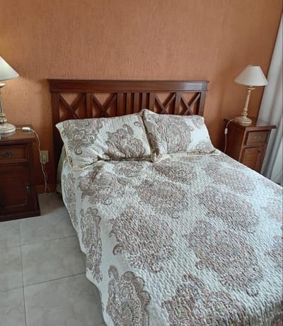 Apartamento en venta en Punta del Este con servicios!!