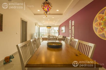Apartamento en venta de dos dormitorios con servicios en Playa Brava Punta del Este 2 Garages