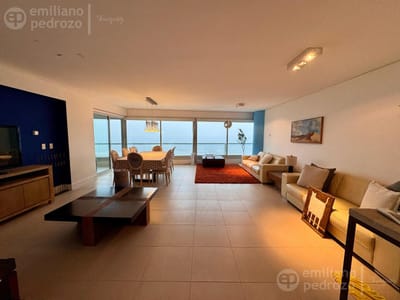 Venta Departamento 3 suites mas dependencia Playa brava Punta del Este
