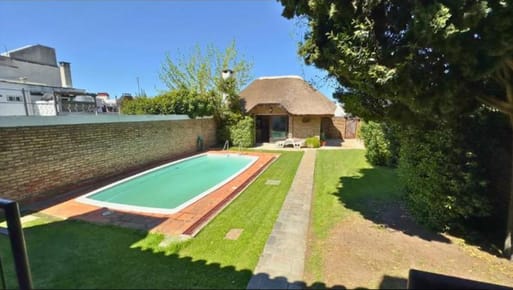 Venta Casa 4 dormitorios y scio. Parque Batlle Piscina y Barbacoa