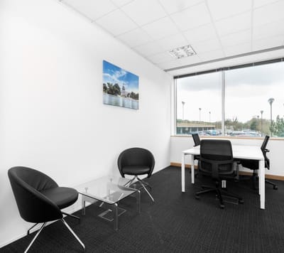 Oficina privada adaptada a las necesidades únicas de tu negocio en Lima, Miraflores Spark Office