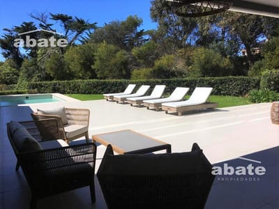Hermoso Apartamento frente al Mar 3 Dorm - Piscina - Playa Brava