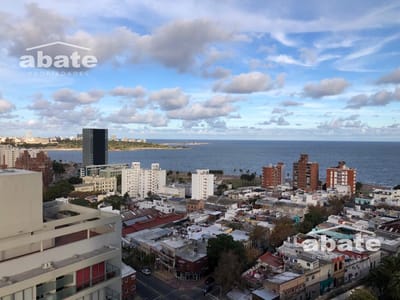 Venta Apartamento  2 dormitorios en Centro con garaje doble ¡Increíbles vistas!