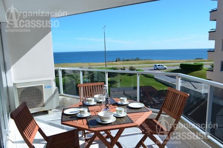 Punta del Este - Departamento Venta - 3 dormitorios parrilla piscina