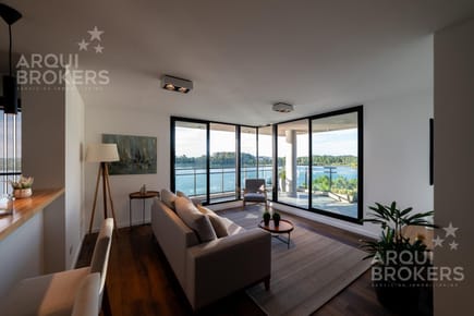 Apartamento de dos dormitorios en venta en  Parque Carrasco
