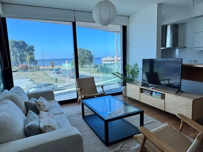 Apartamento de 3 dormitorios en suite, Forum, terraza, garage doble, amenities, 