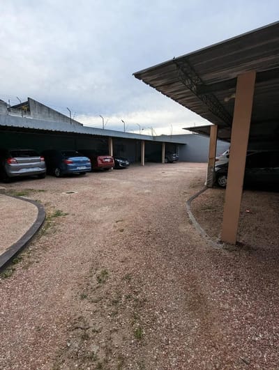 Venta Cochera en excelente ubicación sobre Av. Italia en Malvin