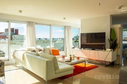 Excelente apartamento a metros del mar 