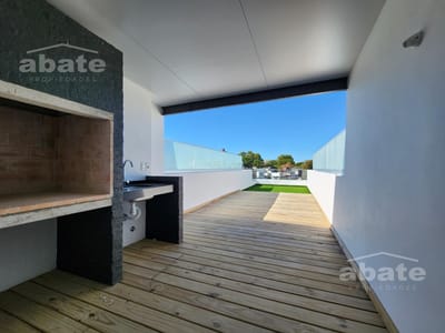 Venta de monoambiente con Solárium con parrillero en complejo cerrado