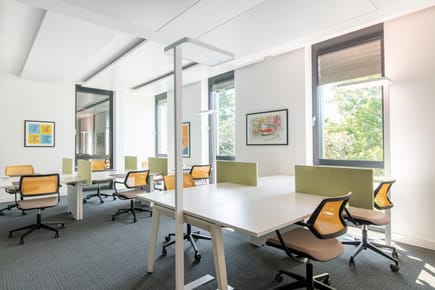 Reserva un puesto de coworking o hot desk en Lima, Conquistadores