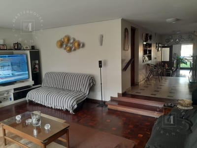 Casa en Urb. La Aurora - Miraflores