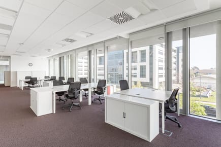 Acceso todo incluido a oficina profesional para 15 personas en Lima, Conquistadores