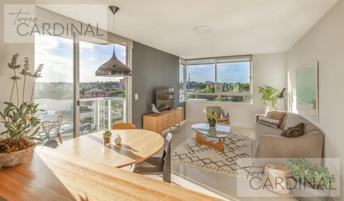Apartamento 3 Dormitorios en Torres Cardinal - Maldonado, Punta del Este ¡VENTA EN POZO!