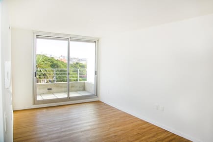 Venta apartamento tres dormitorios con terraza  en Parque Batlle