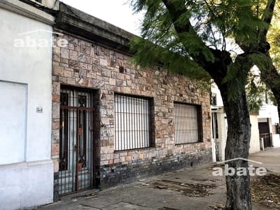 Casa en Pocitos A RECICLAR