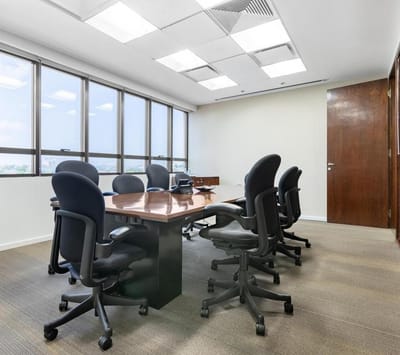 Alquiler de oficina comercial para 4 personas en ASUNCION, Citicenter.