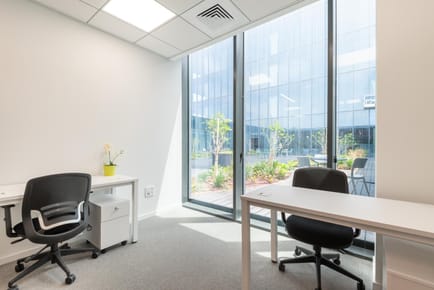 Alquiler de oficinas bellamente diseñadas para 2 personas en Asuncion, Perseverancia