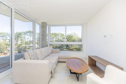 Venta Departamento a estrenar 3 dormitorios  Aidy Grill Punta del Este