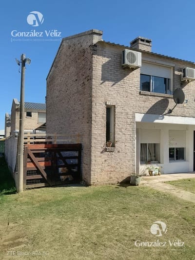 Casa en Isidoro Ricardo Rivas Erguiz 