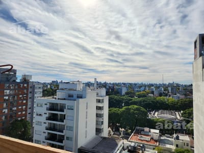 Venta apartamento 2 dormitorios Parque Rodó en Yes Sarmiento con terraza parrillero