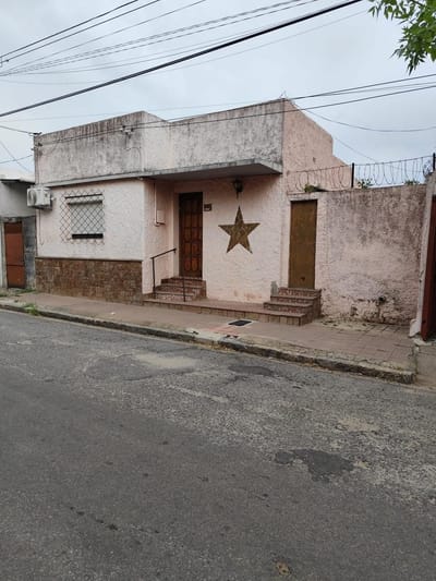 Casa en radio centrico de la ciudad de Carmelo