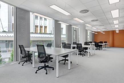 Acceso todo incluido a oficina profesional para 15 personas en Lima, SKY5